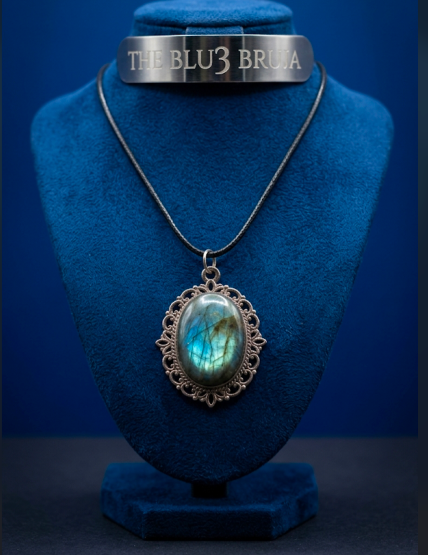 Labradorite Cabochon Necklace