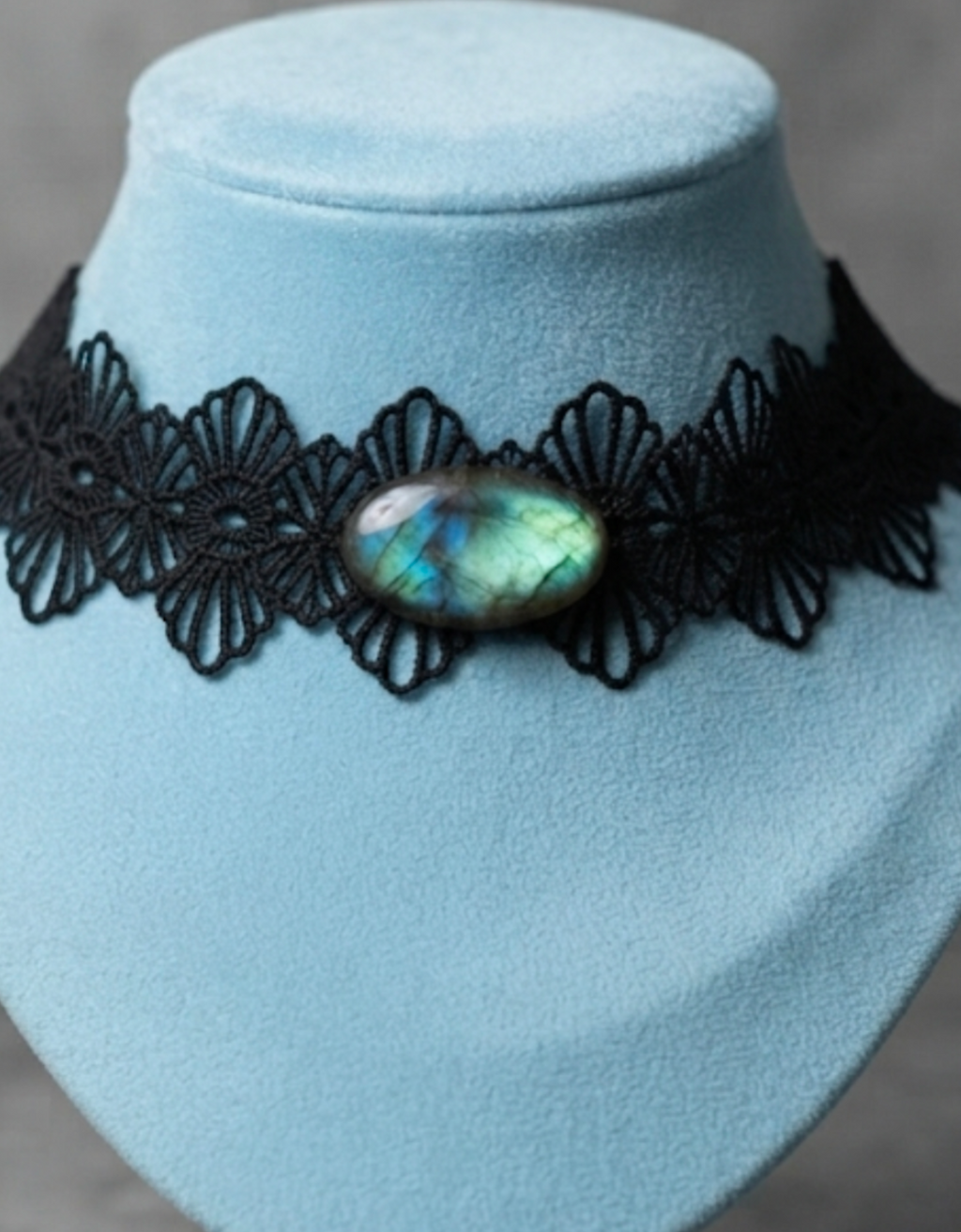 The Veil of Storms Choker