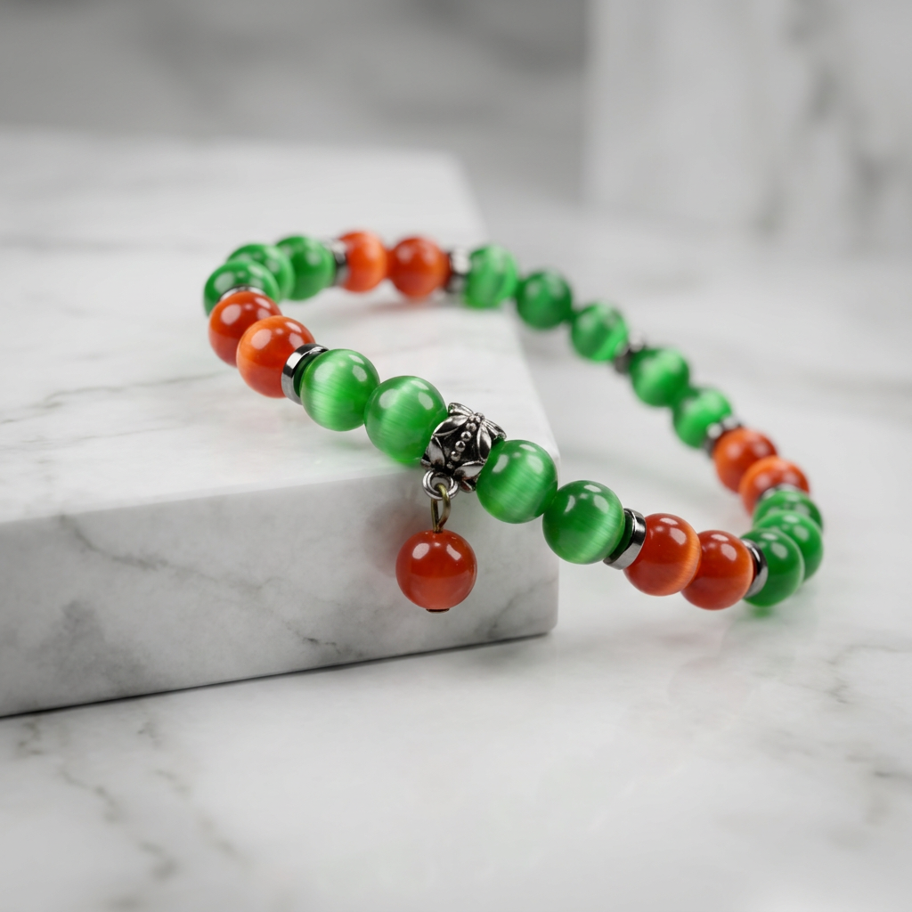 Emerald green and ember beaded cats eye bracelet